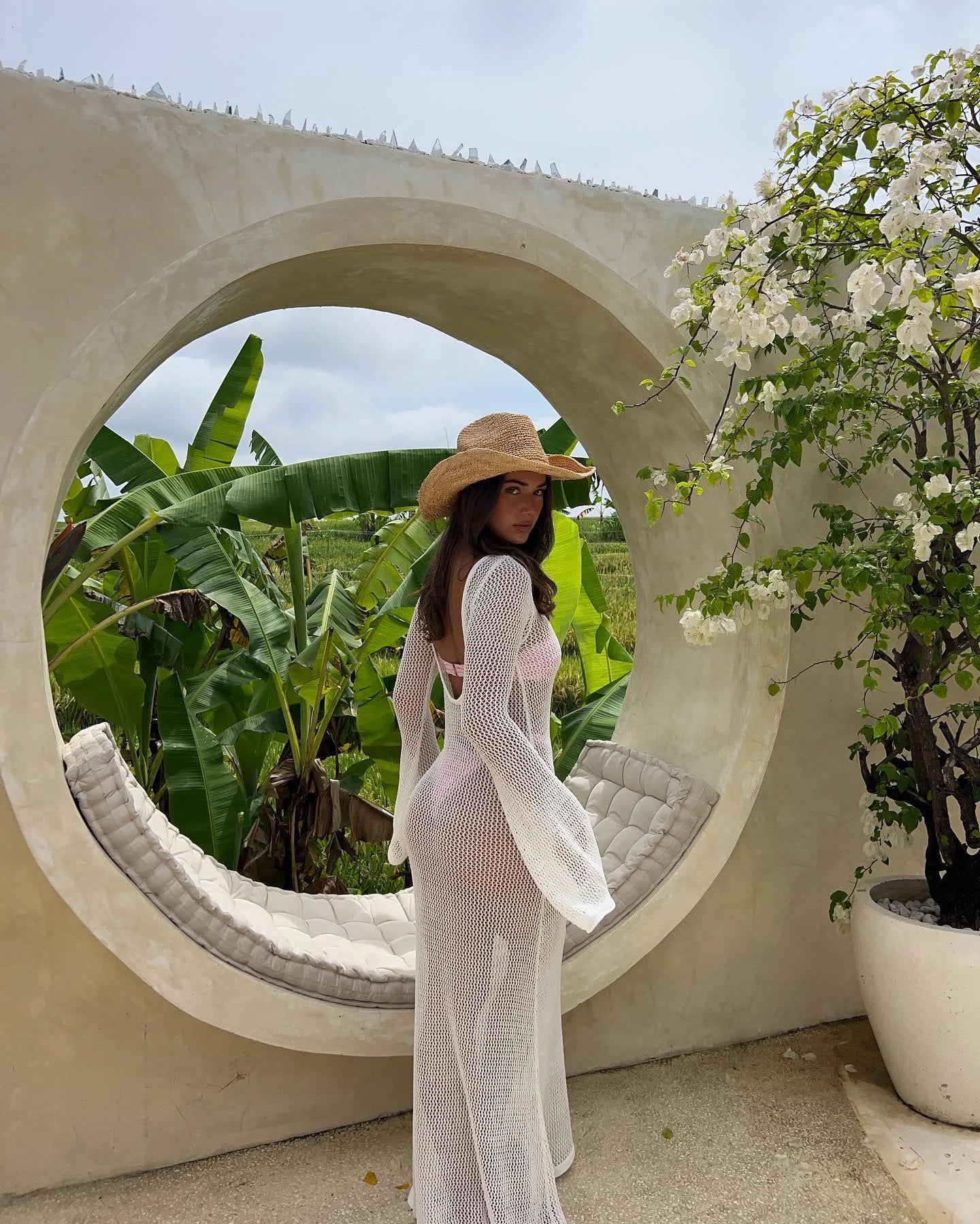 2026 Beach Cover Up Crochet Tunic Bikini Cover-ups Long Sleeve Sexy Hollow Out See Through Maxi Knit Dress Women Summer Outfits